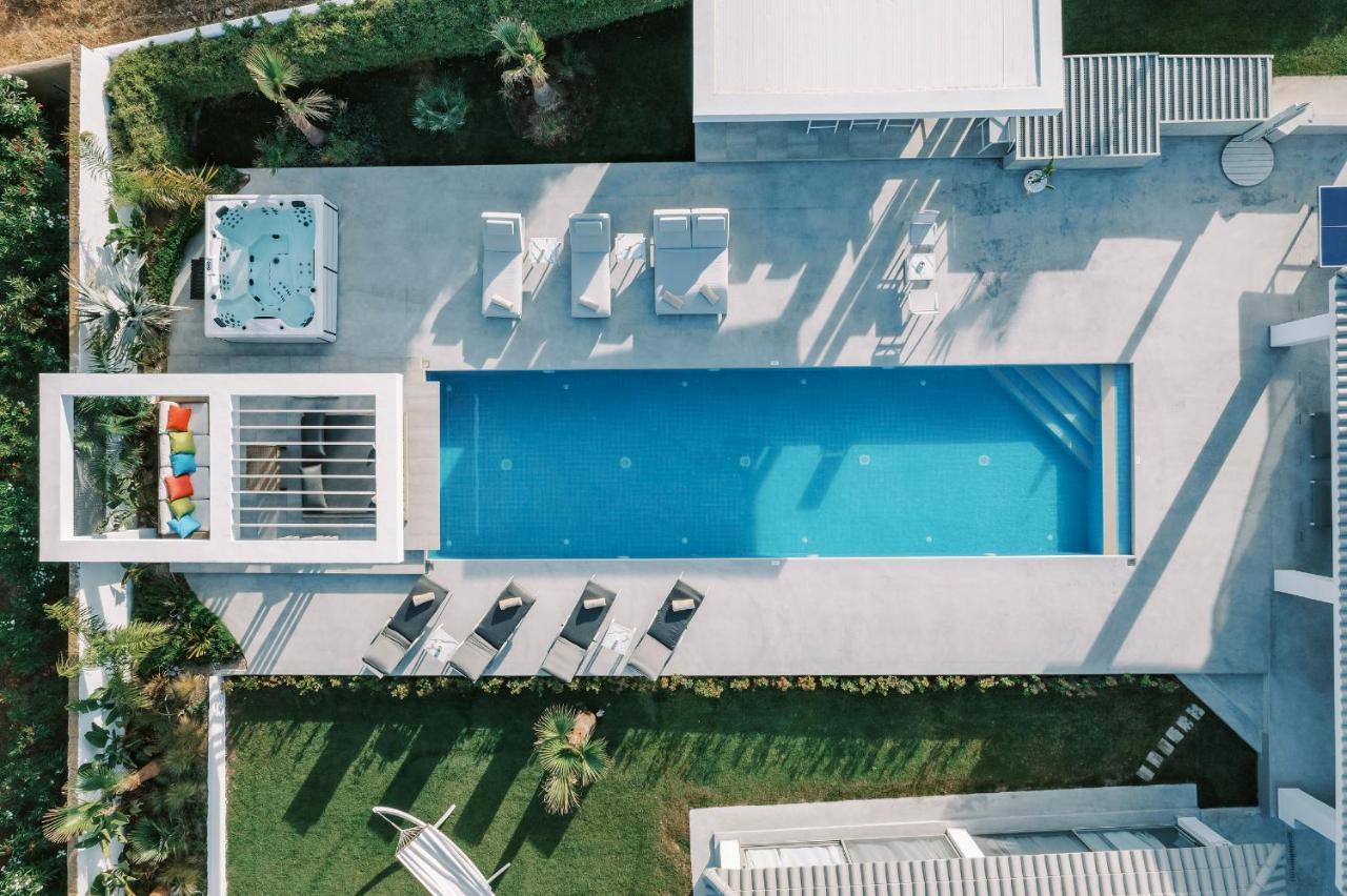 M Mansion Villa Pefki  Luaran gambar