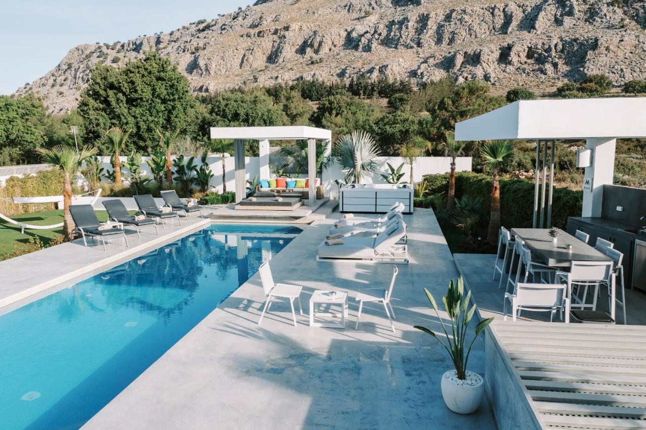 M Mansion Villa Pefki  Luaran gambar