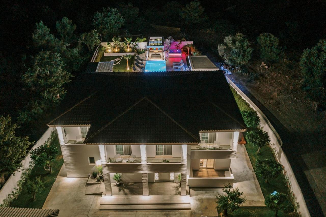 M Mansion Villa Pefki  Luaran gambar